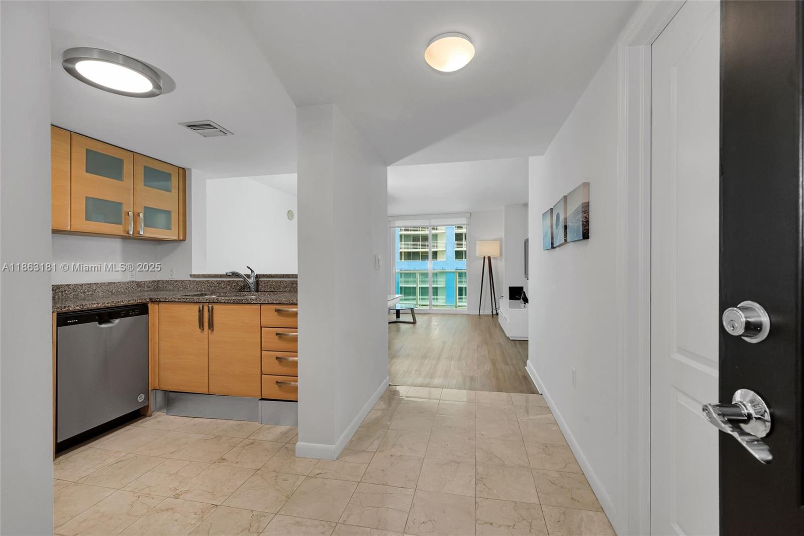 2101 Brickell Ave #905, Miami FL 33129