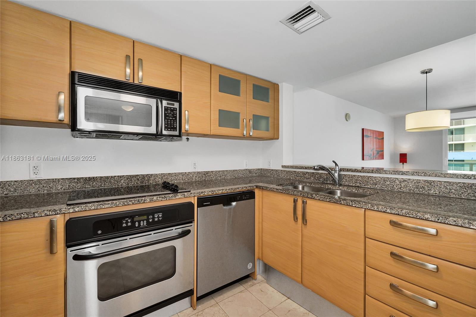 2101 Brickell Ave #905, Miami FL 33129