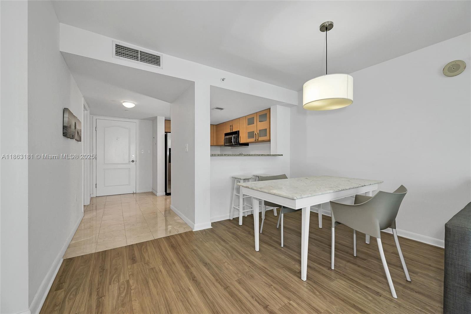 2101 Brickell Ave #905, Miami FL 33129