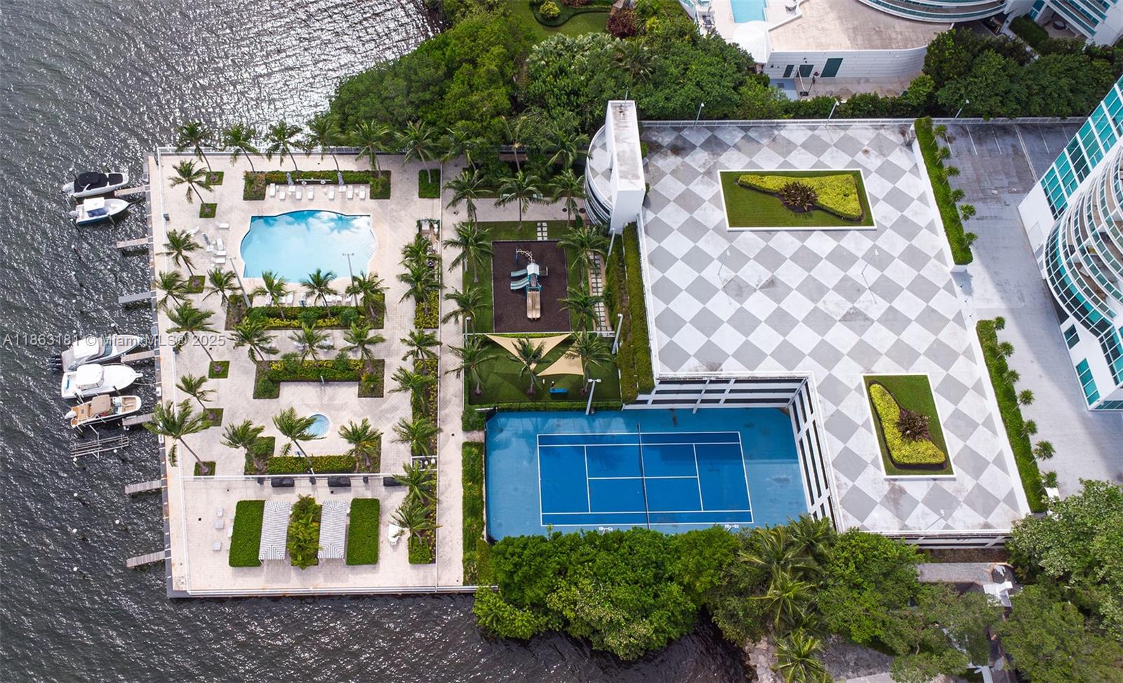 2101 Brickell Ave #905, Miami FL 33129