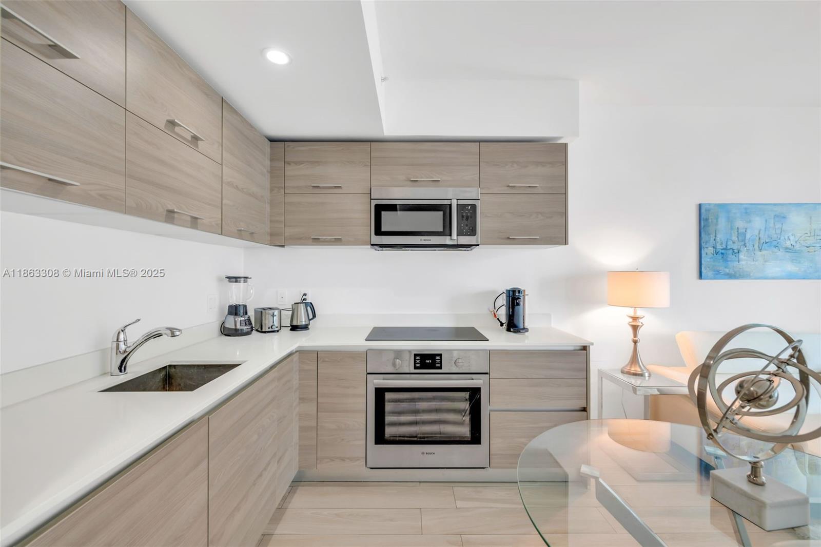 1300 S Miami Ave #1208, Miami FL 33130