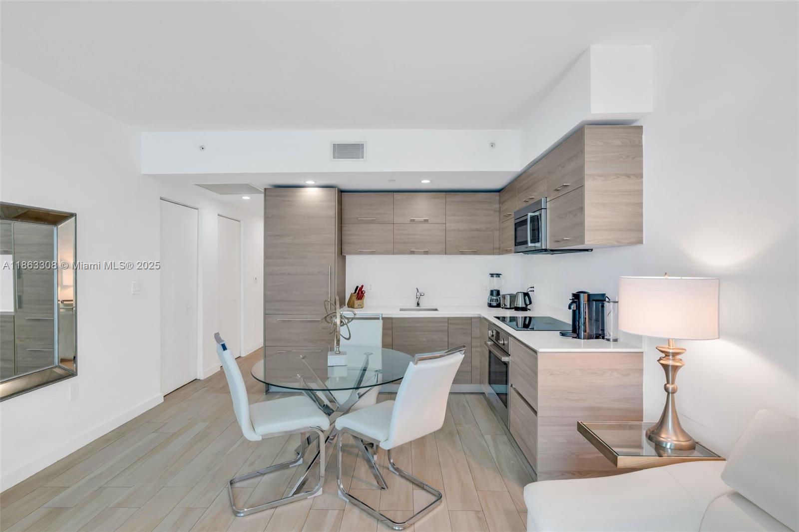 1300 S Miami Ave #1208, Miami FL 33130
