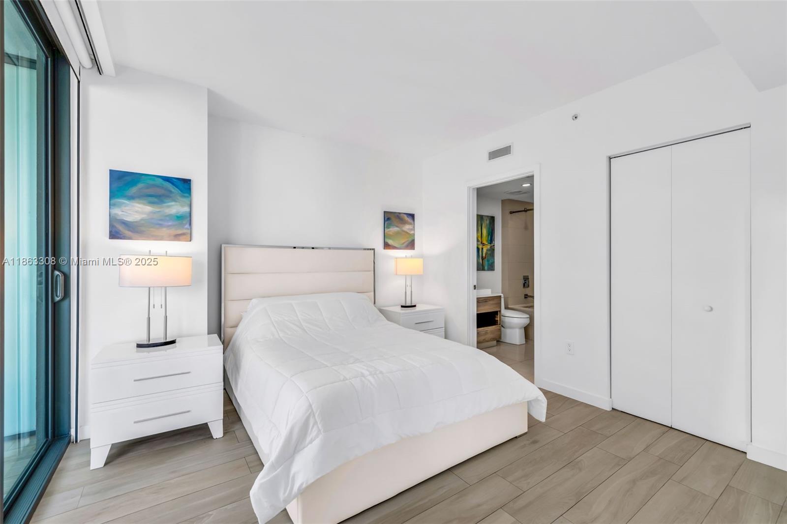 1300 S Miami Ave #1208, Miami FL 33130
