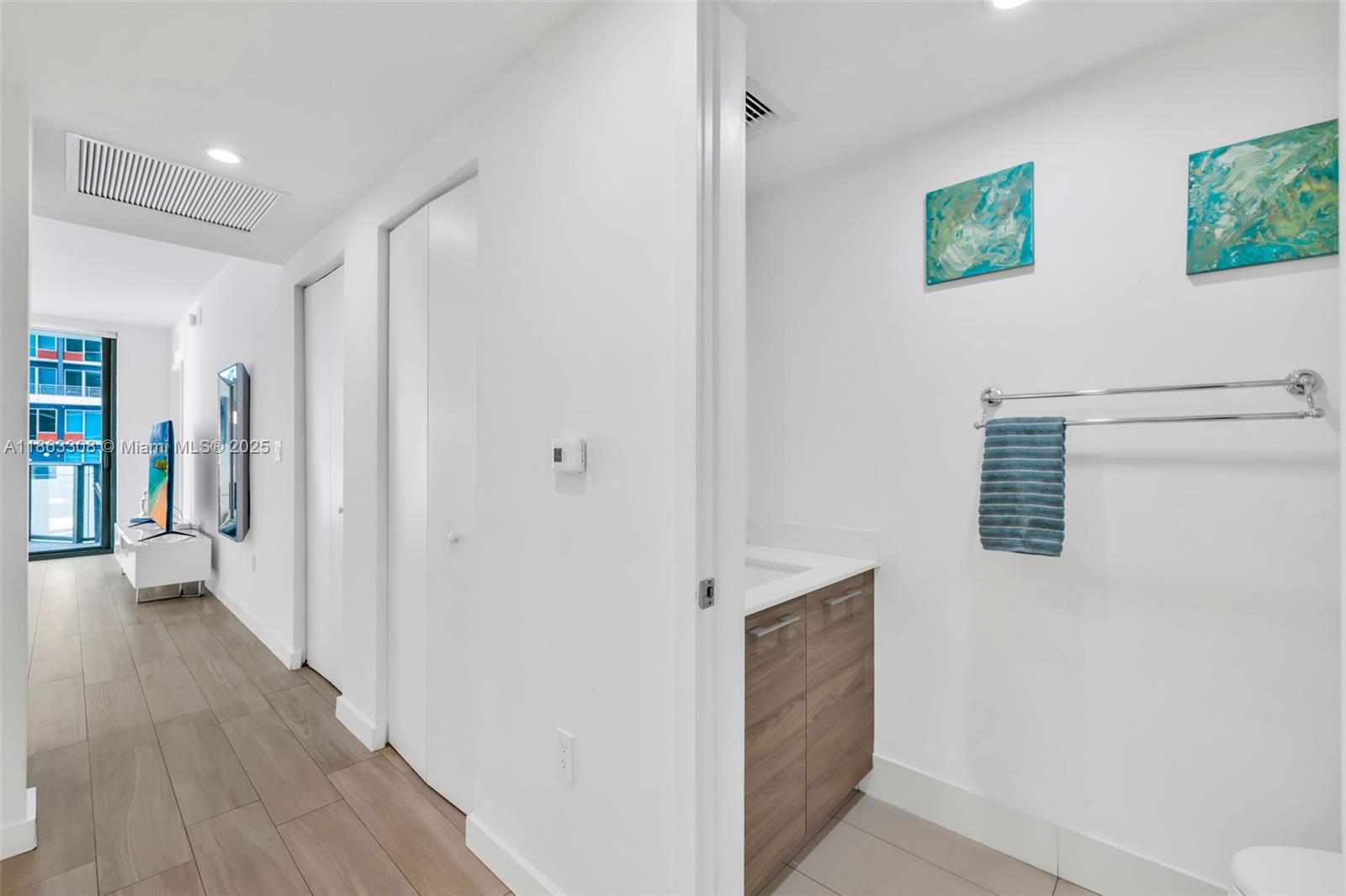1300 S Miami Ave #1208, Miami FL 33130