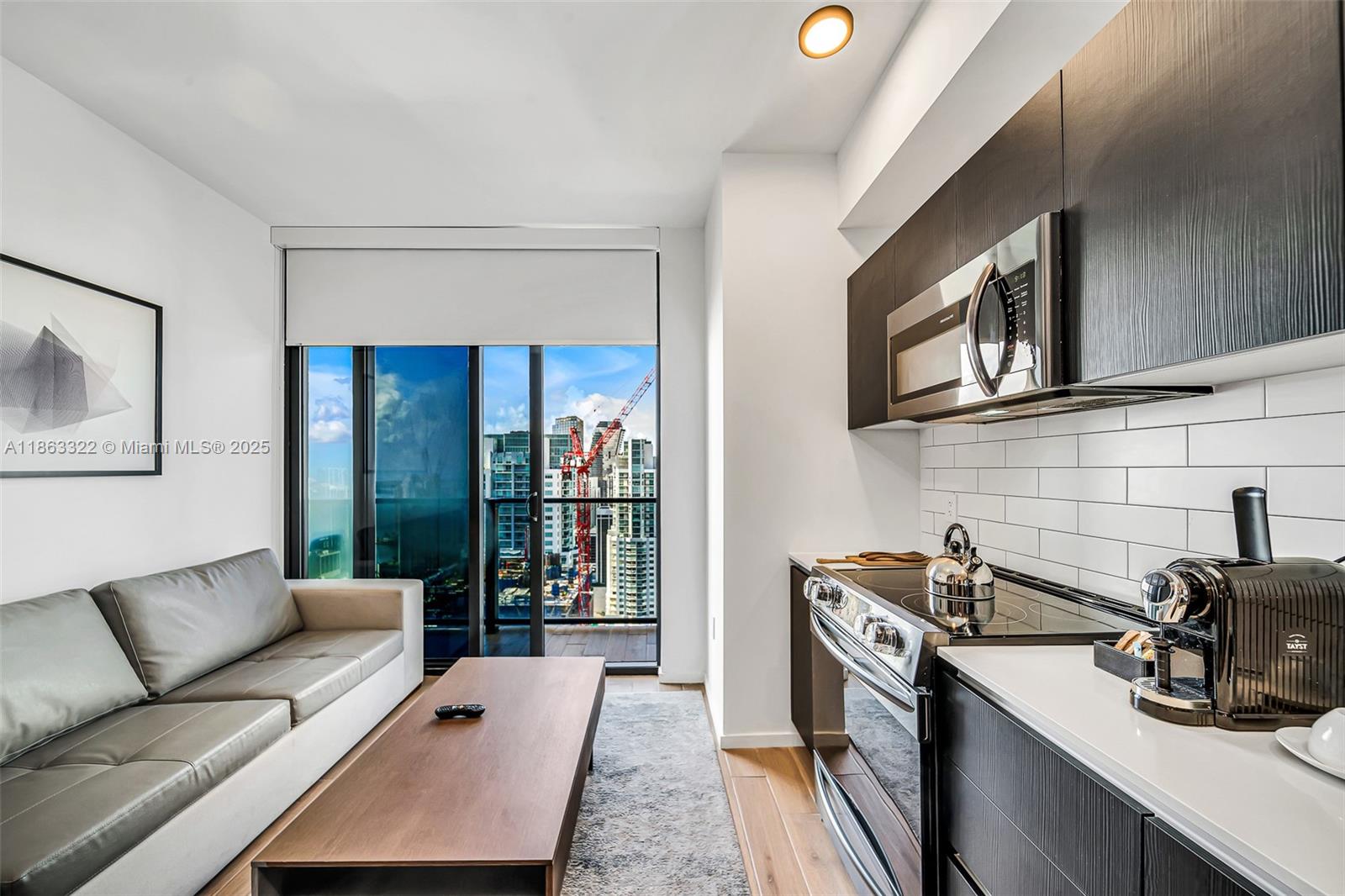 398 NE 5 #4416, Miami FL 33132