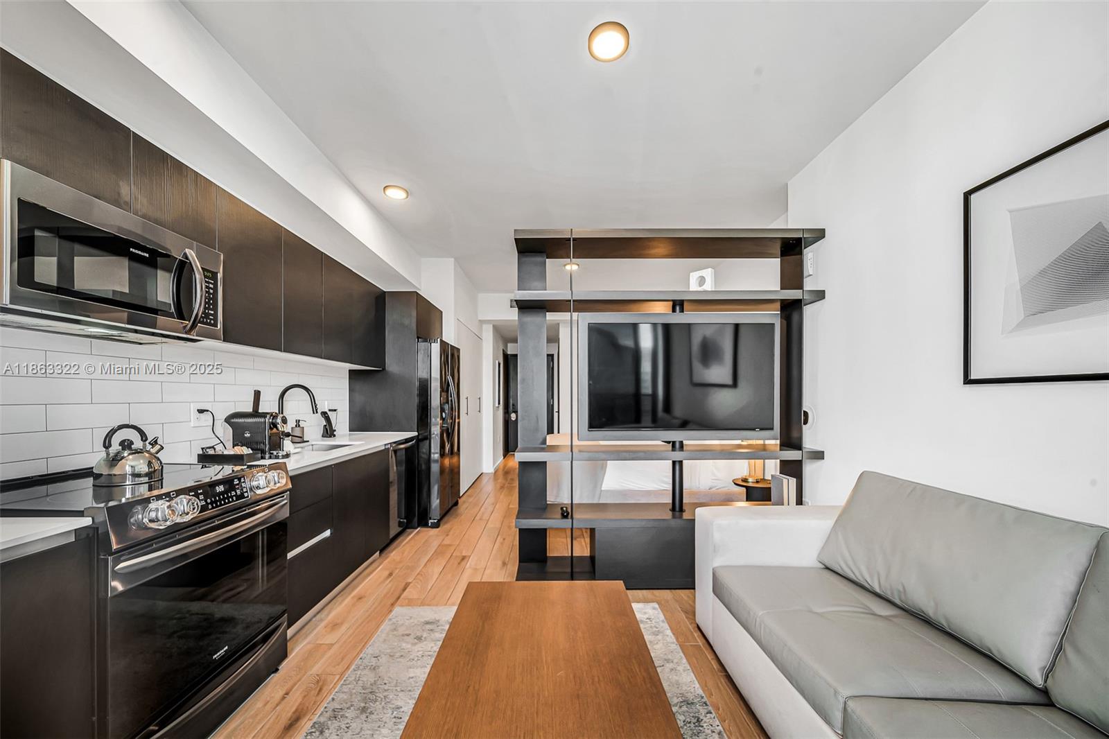 398 NE 5 #4416, Miami FL 33132