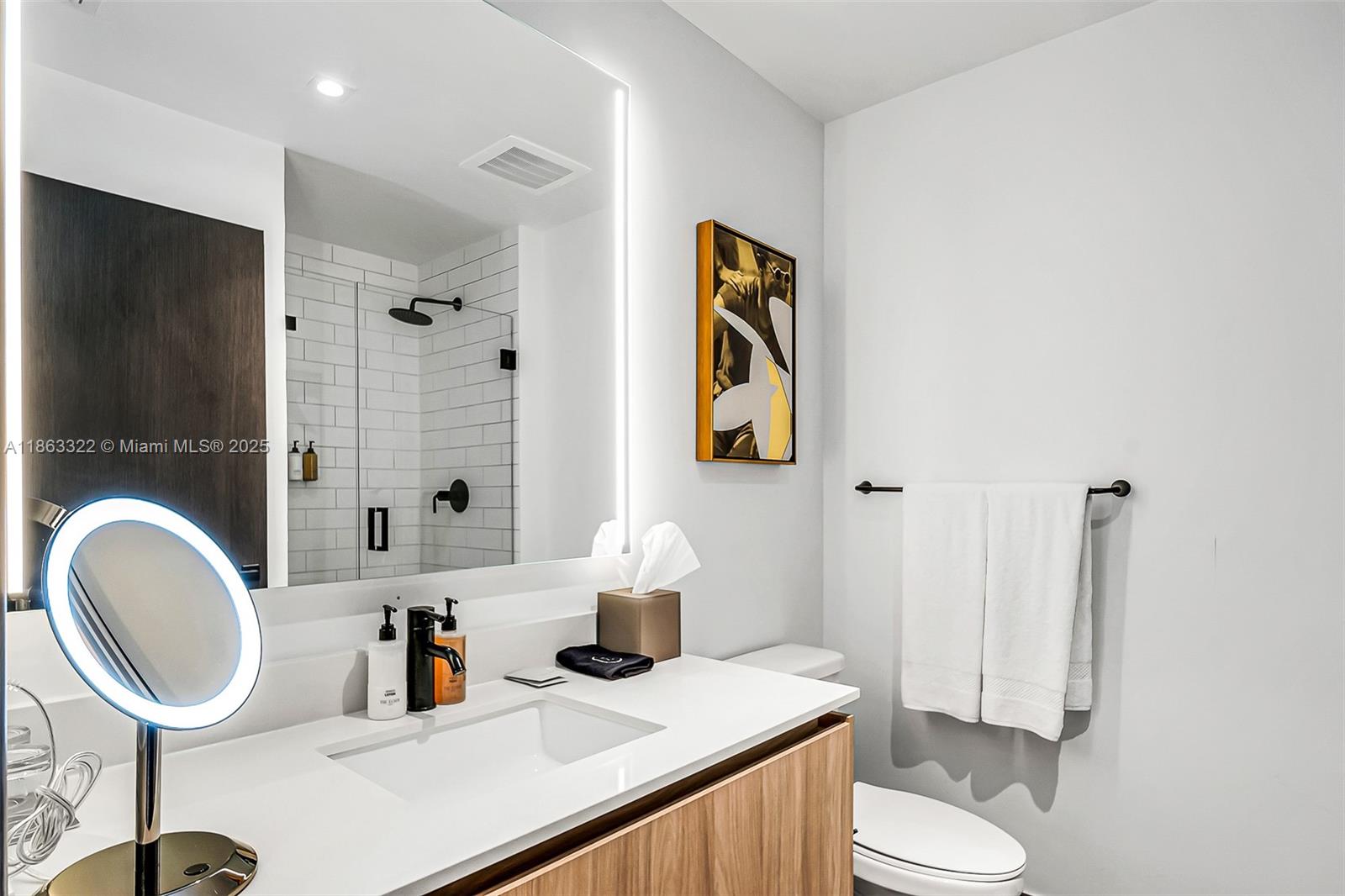 398 NE 5 #4416, Miami FL 33132