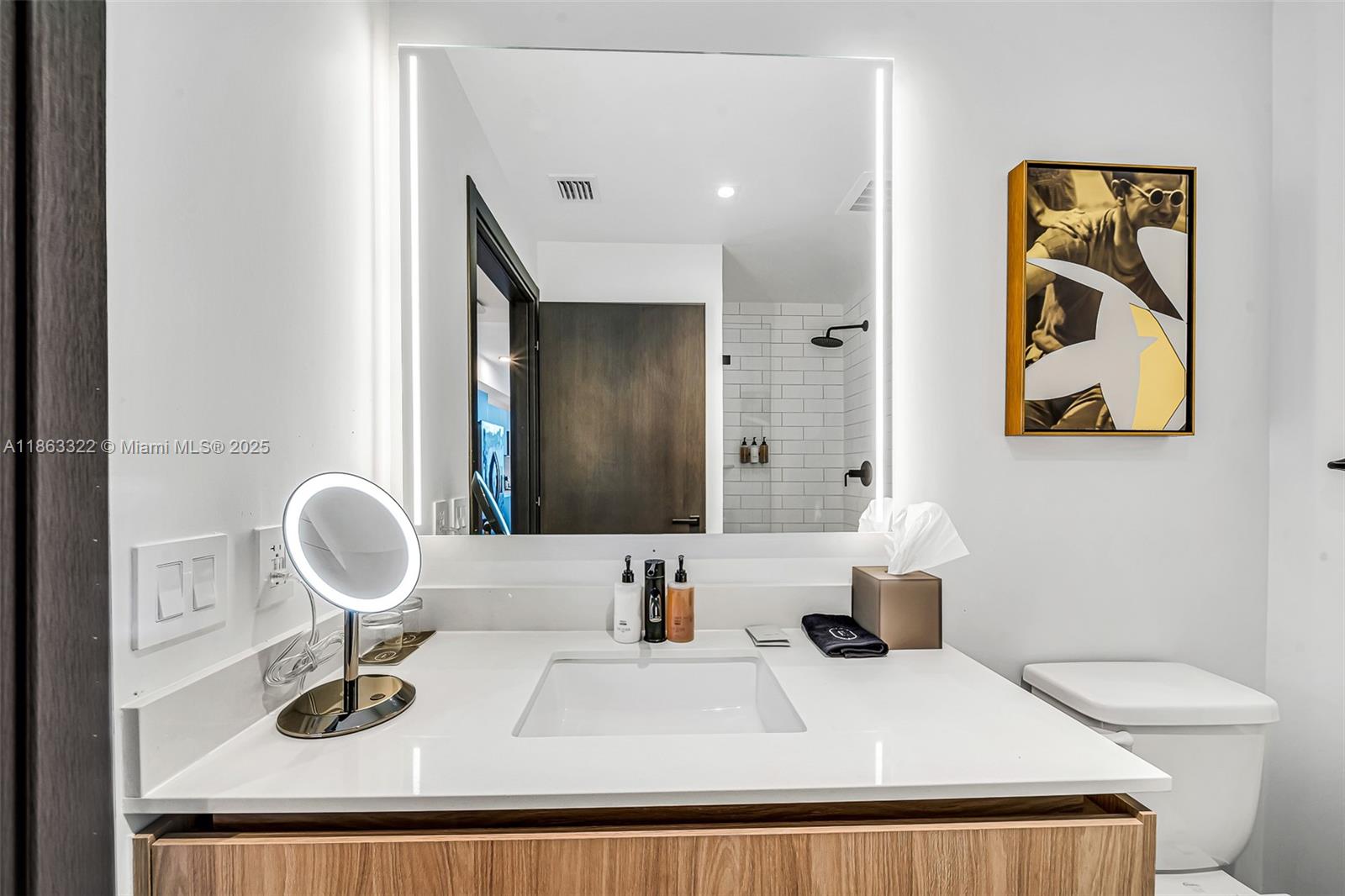 398 NE 5 #4416, Miami FL 33132