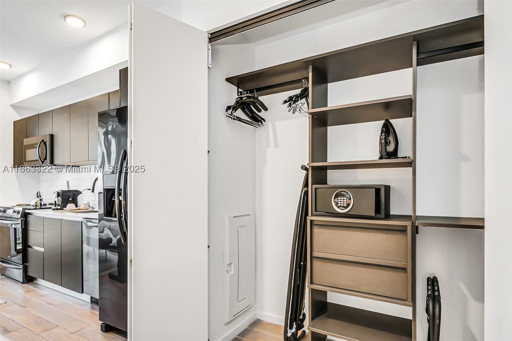 398 NE 5 #4416, Miami FL 33132