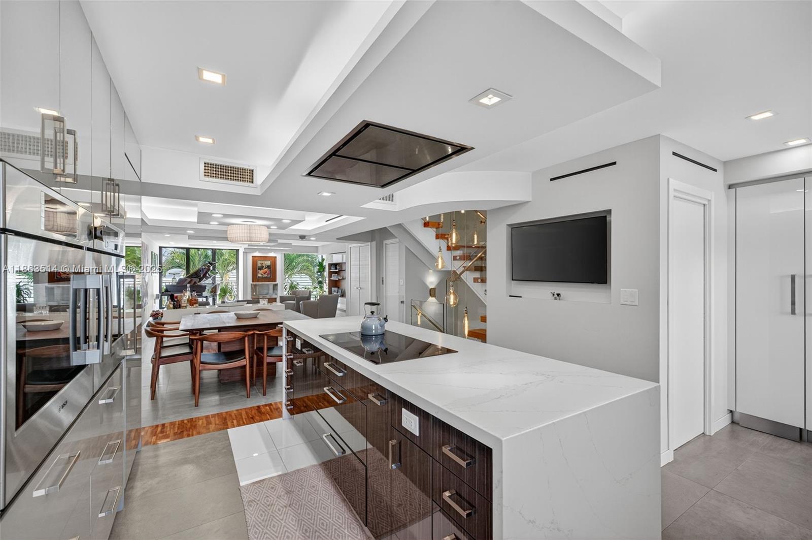 1223 Hillsboro Mile #4, Hillsboro Beach FL 33062