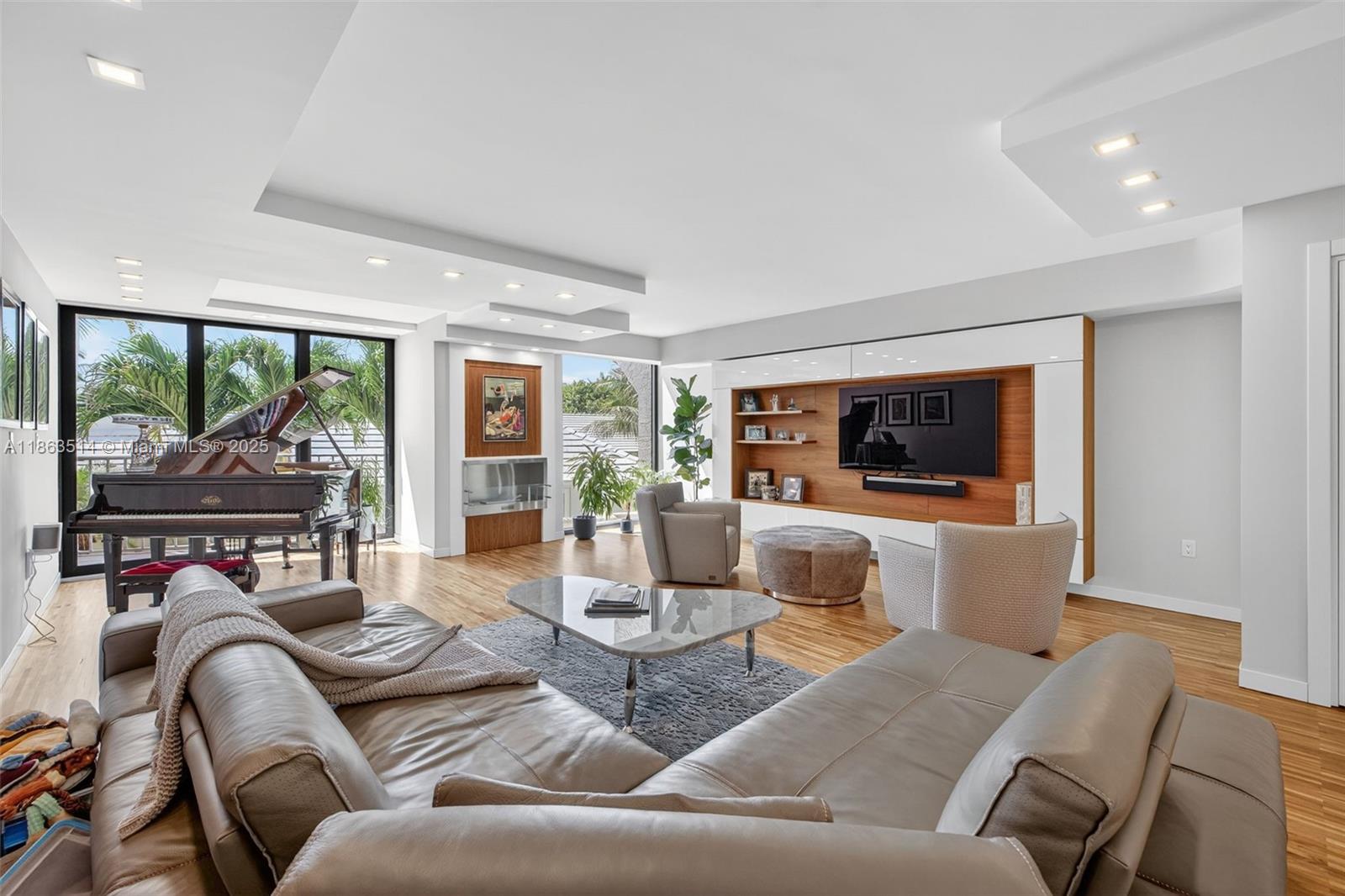 1223 Hillsboro Mile #4, Hillsboro Beach FL 33062
