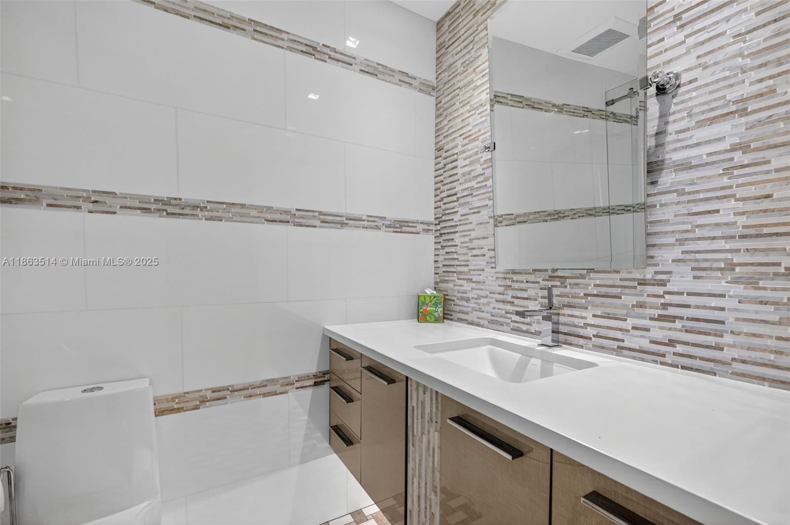 1223 Hillsboro Mile #4, Hillsboro Beach FL 33062