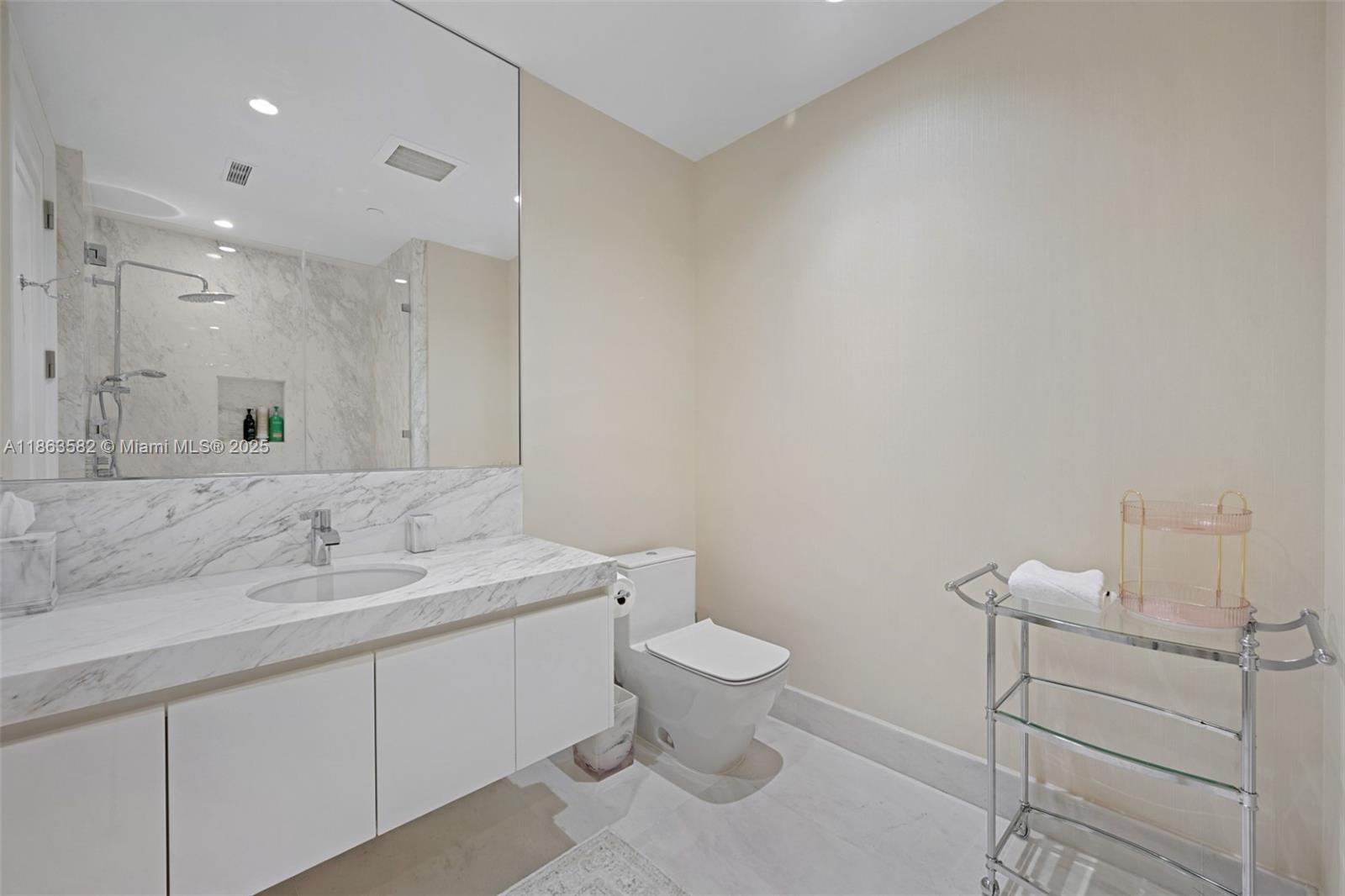 17901 Collins Ave #2702, Sunny Isles Beach FL 33160