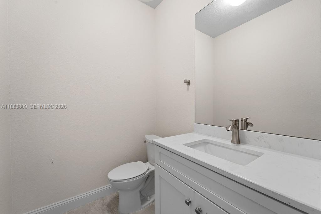 5400 NW 57th Ct, Tamarac FL 33319