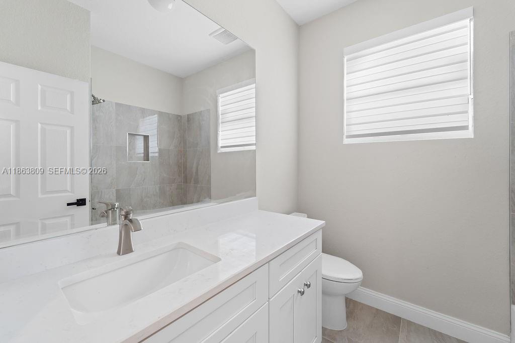 5400 NW 57th Ct, Tamarac FL 33319