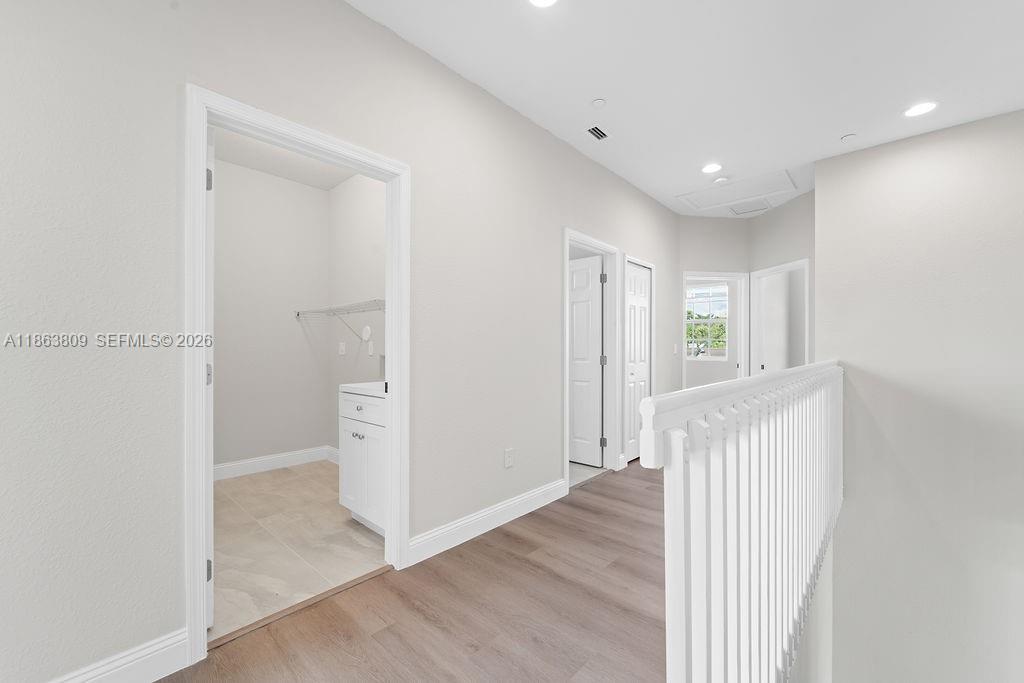 5400 NW 57th Ct, Tamarac FL 33319