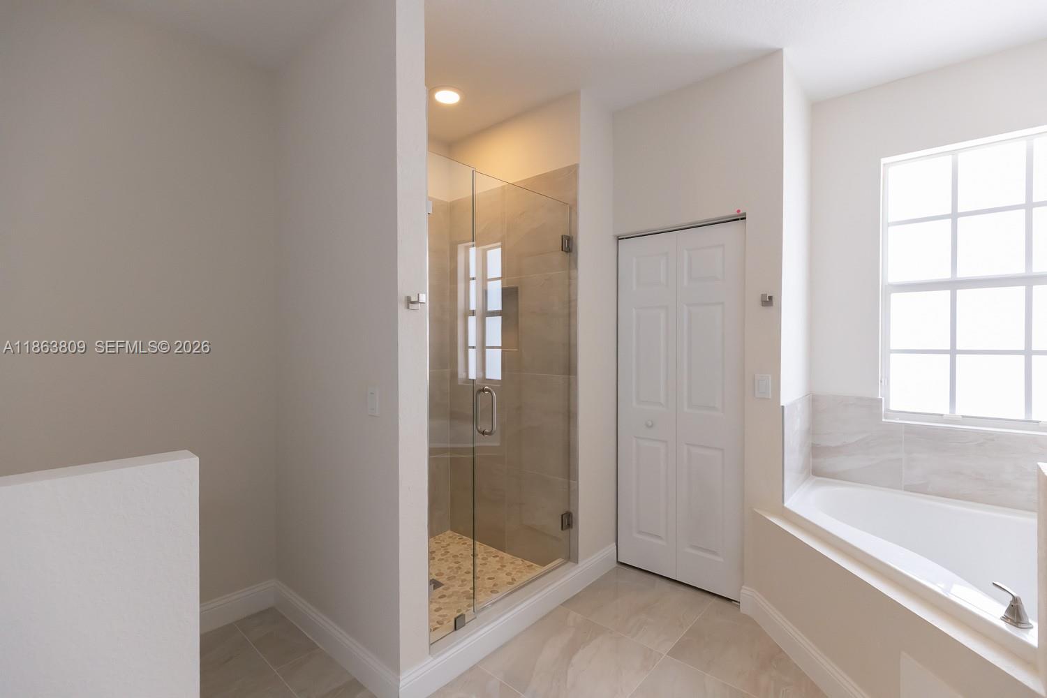 5400 NW 57th Ct, Tamarac FL 33319