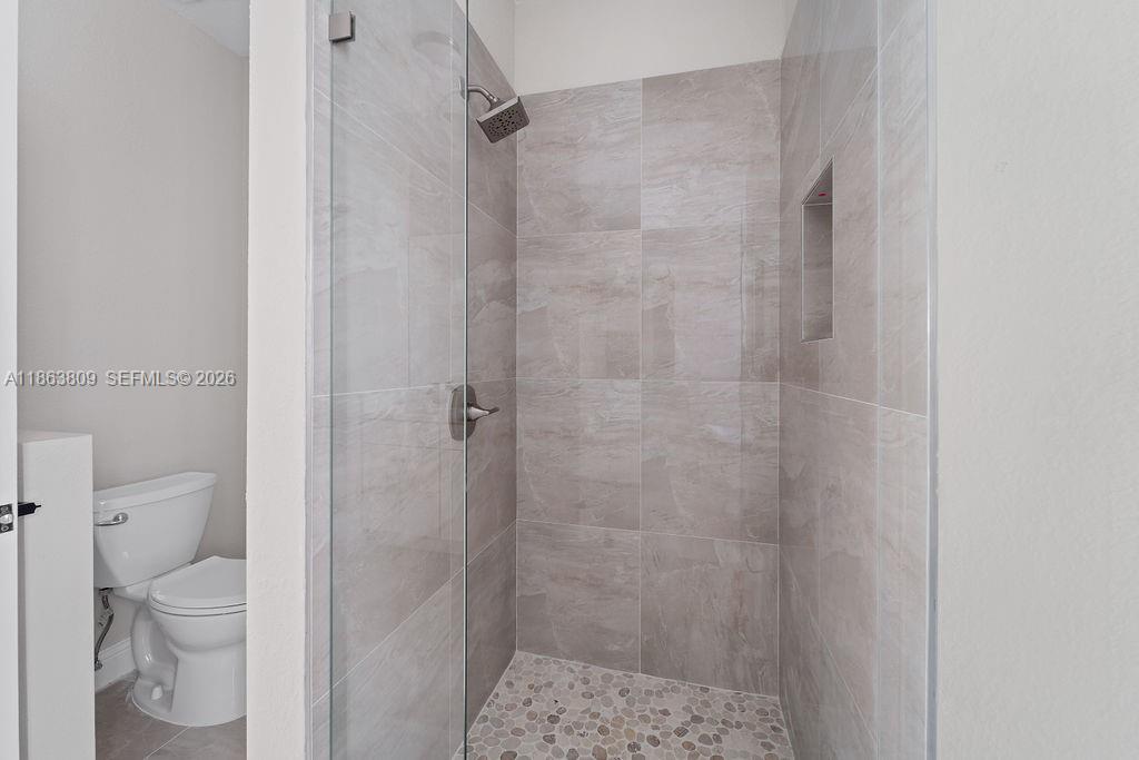 5400 NW 57th Ct, Tamarac FL 33319