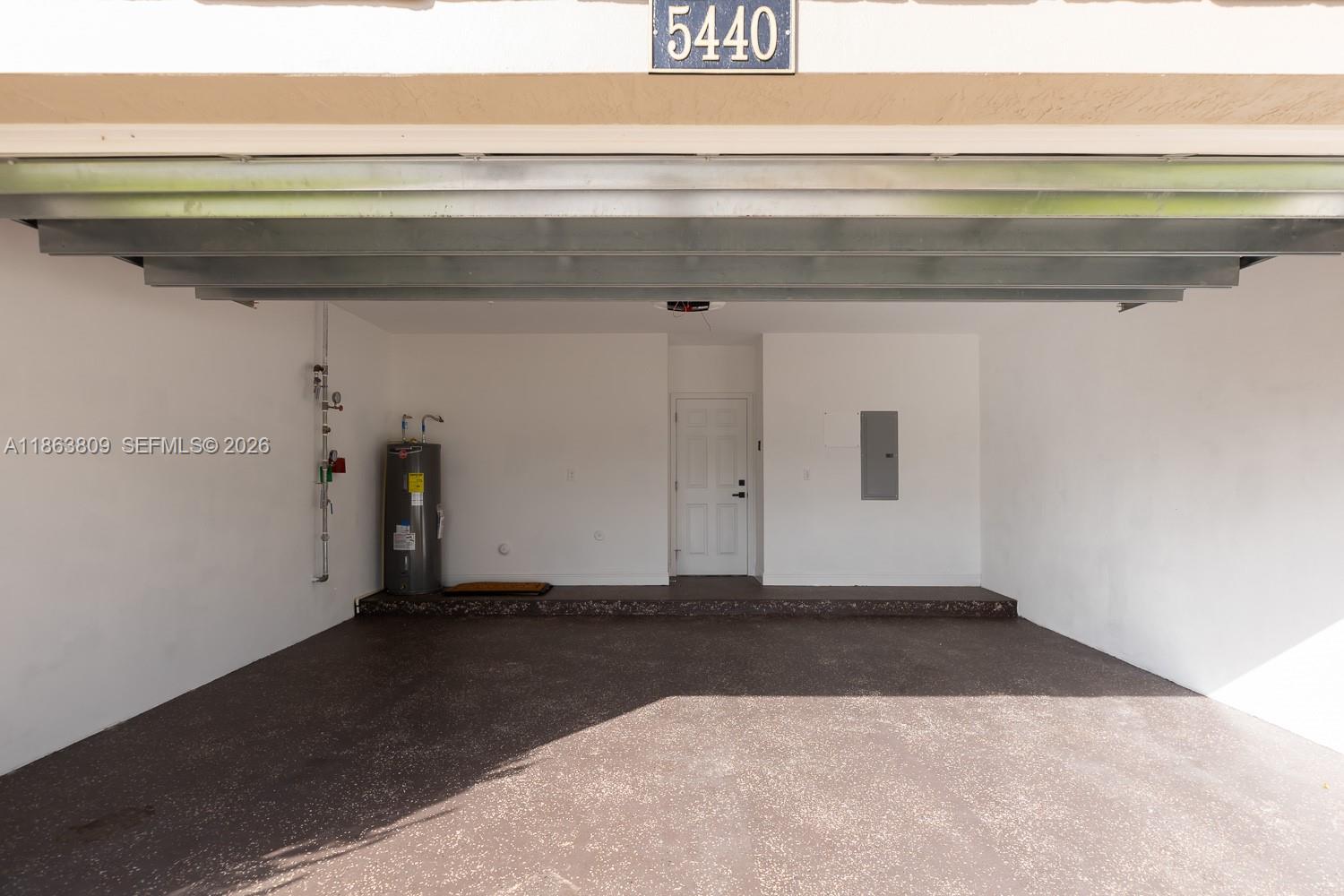 5400 NW 57th Ct, Tamarac FL 33319
