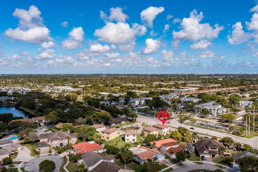 5400 NW 57th Ct, Tamarac FL 33319