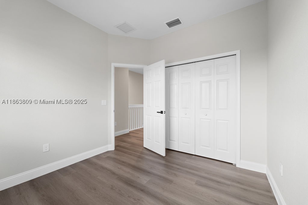 5400 NW 57th Ct, Tamarac FL 33319