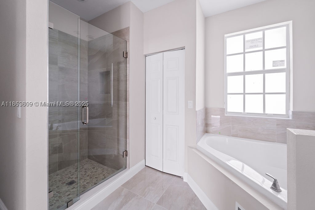5400 NW 57th Ct, Tamarac FL 33319