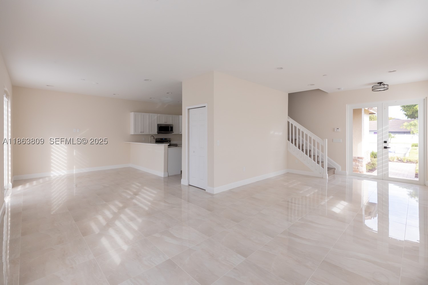 5400 NW 57th Ct, Tamarac FL 33319