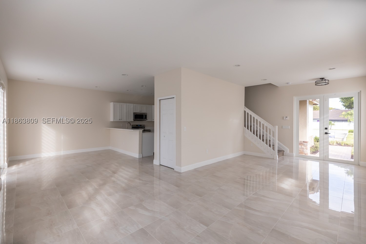 5400 NW 57th Ct, Tamarac FL 33319