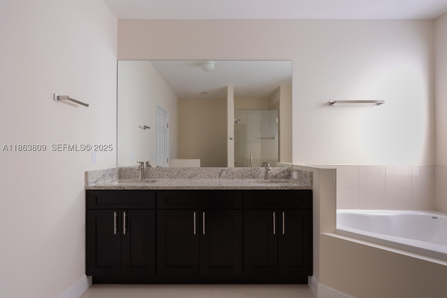 5400 NW 57th Ct, Tamarac FL 33319