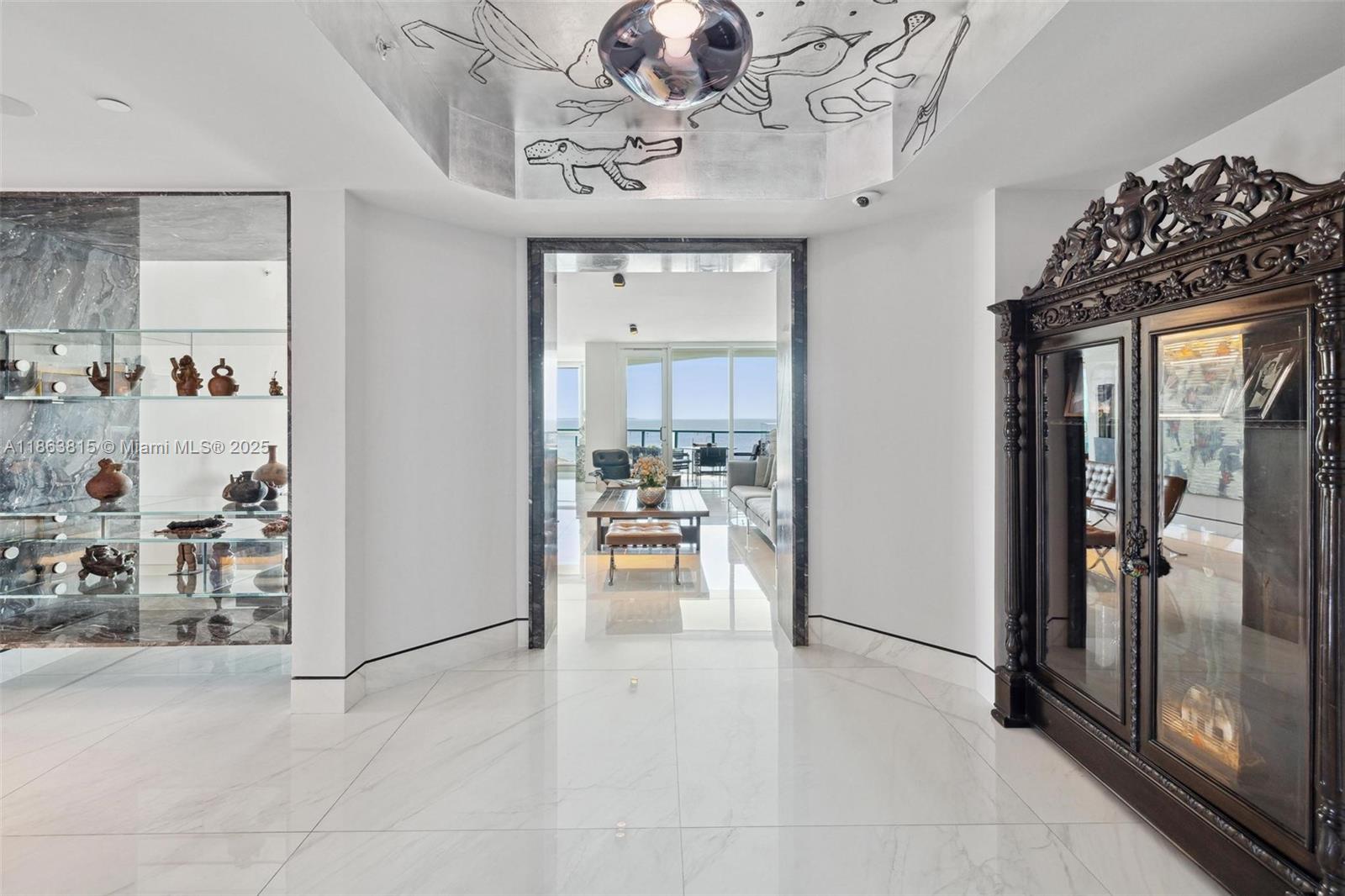 1660 W Glencoe St #401, Miami FL 33133