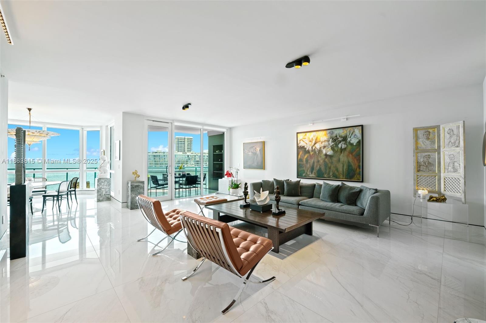 1660 W Glencoe St #401, Miami FL 33133
