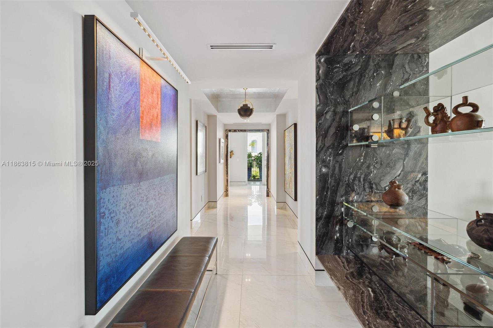 1660 W Glencoe St #401, Miami FL 33133