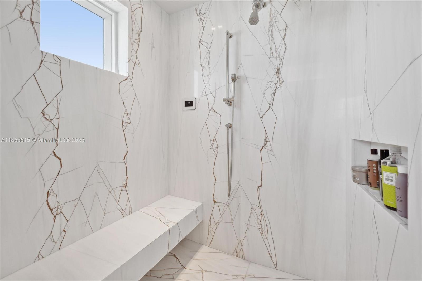 1660 W Glencoe St #401, Miami FL 33133