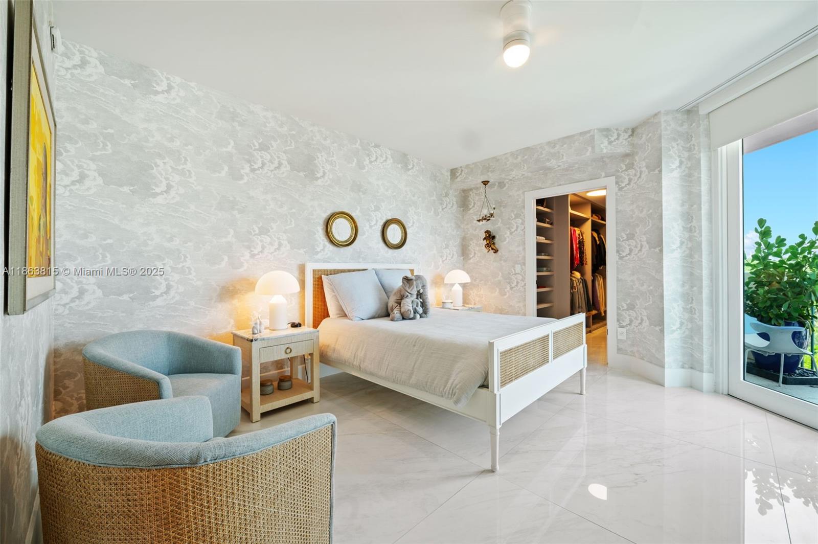 1660 W Glencoe St #401, Miami FL 33133