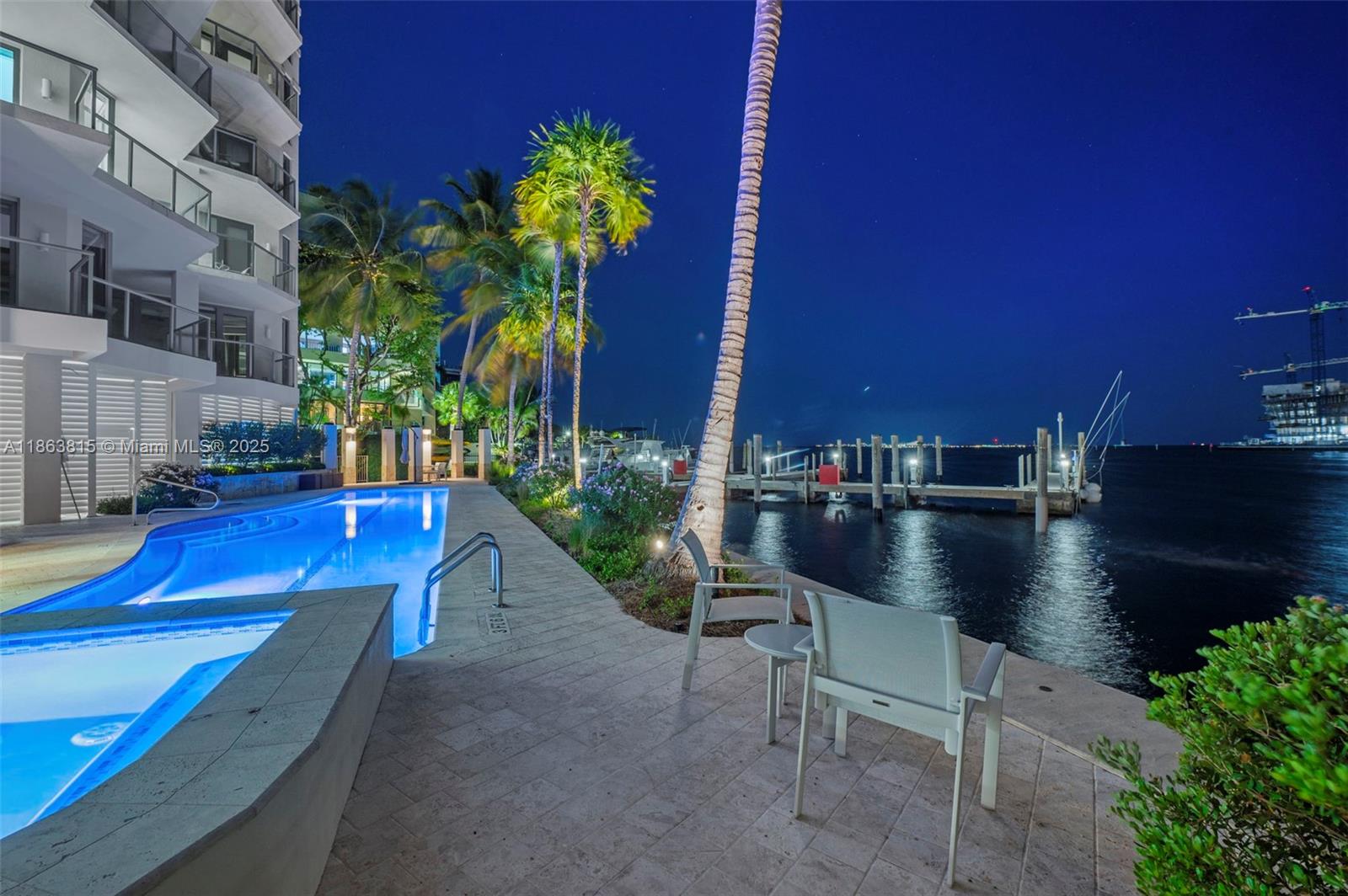 1660 W Glencoe St #401, Miami FL 33133
