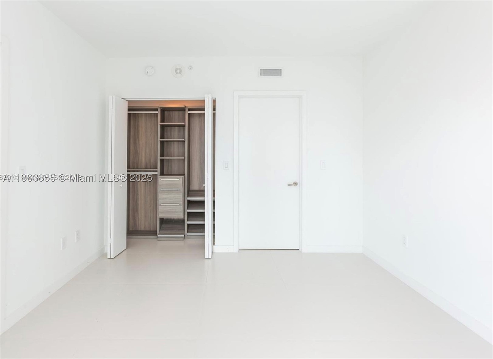 1300 S Miami Ave #1602, Miami FL 33130