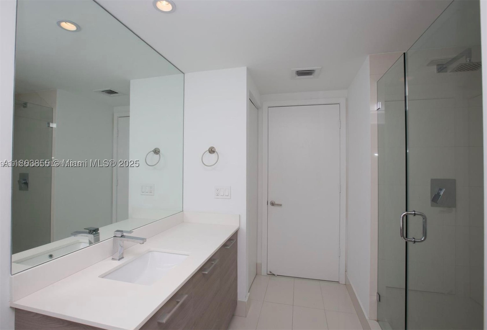 1300 S Miami Ave #1602, Miami FL 33130
