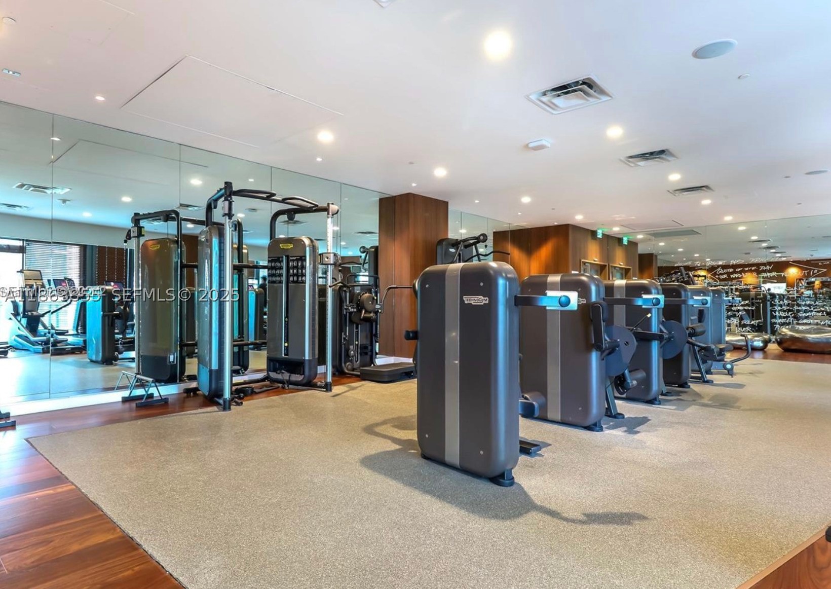 1300 S Miami Ave #1602, Miami FL 33130