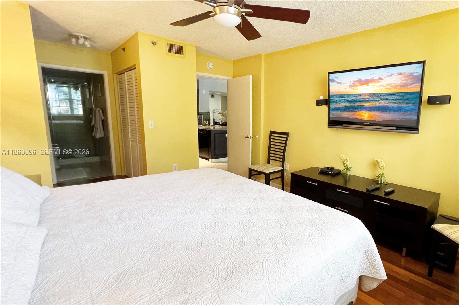 19555 E Country Club Dr #8305, Aventura FL 33180
