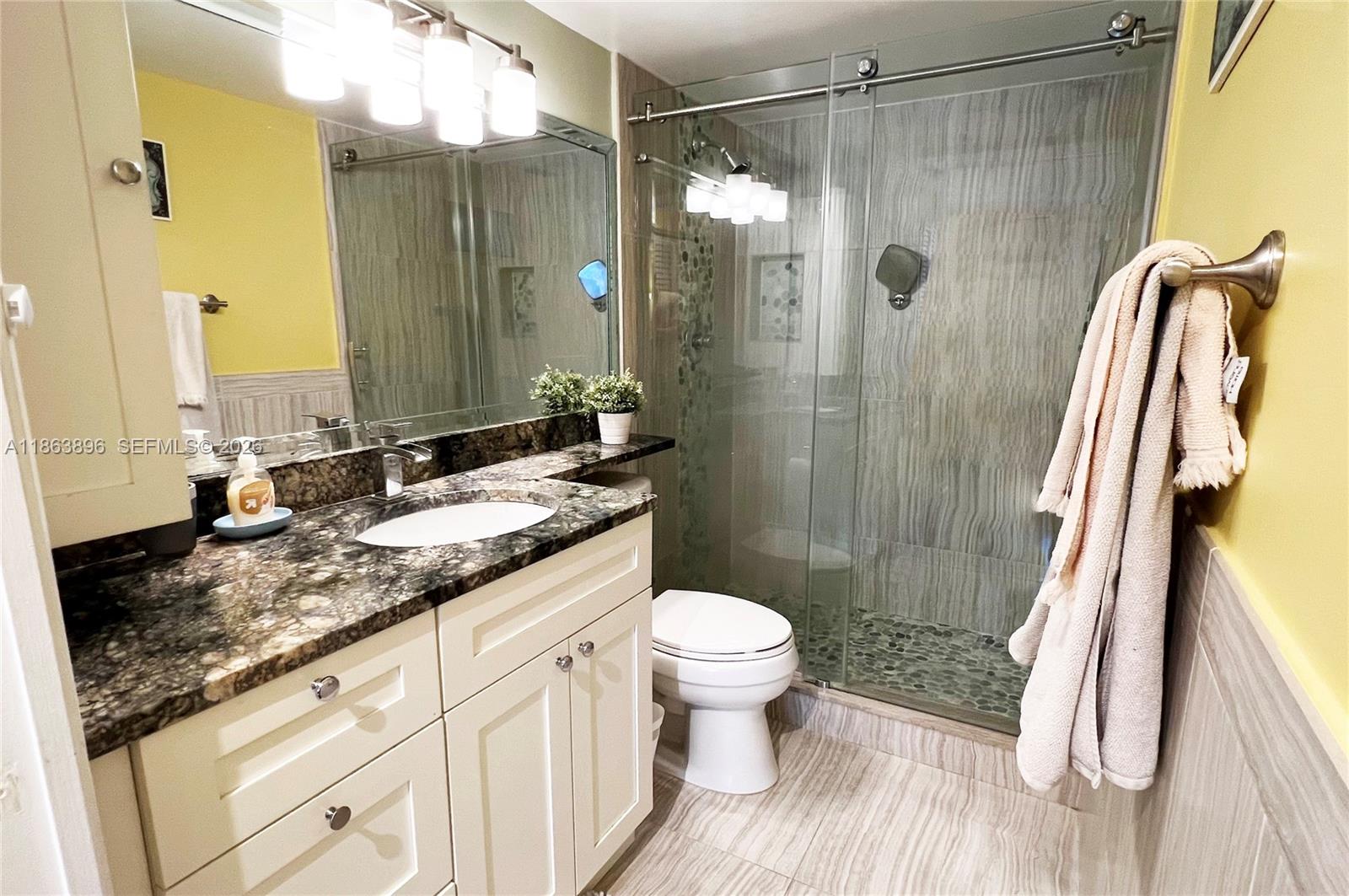19555 E Country Club Dr #8305, Aventura FL 33180