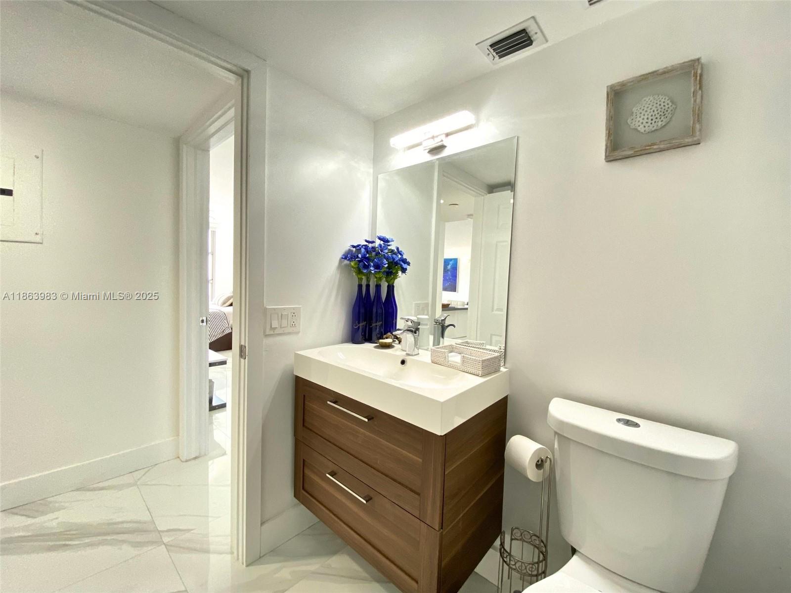 3530 Mystic Pointe Dr #3014, Aventura FL 33180