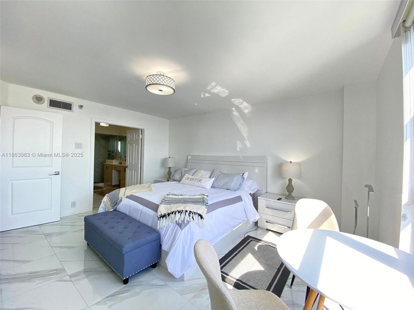 3530 Mystic Pointe Dr #3014, Aventura FL 33180
