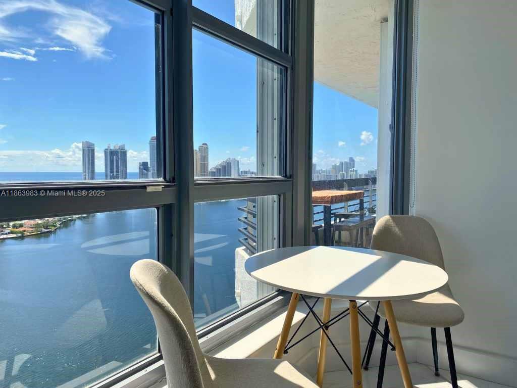 3530 Mystic Pointe Dr #3014, Aventura FL 33180