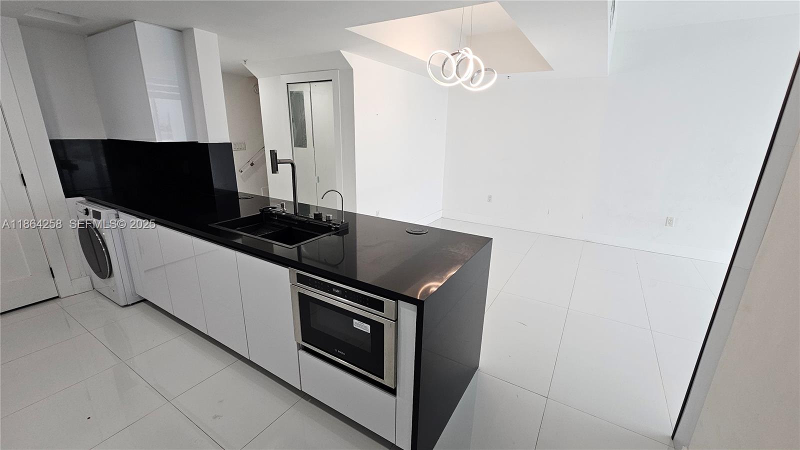 1861 NW North River Dr #11, Miami FL 33125