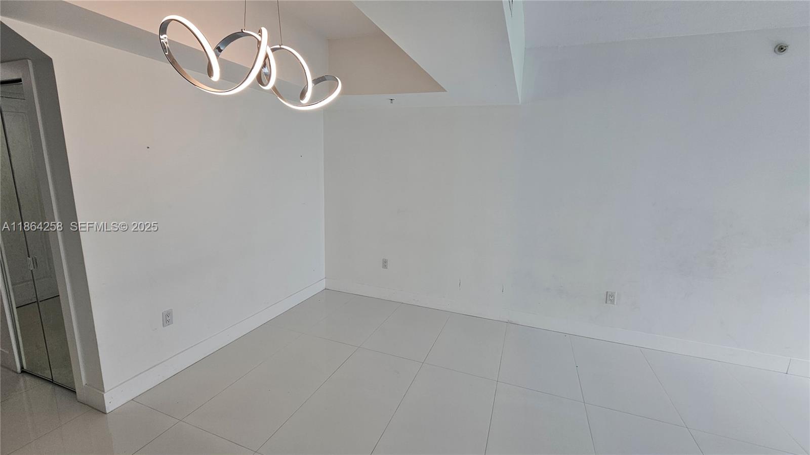 1861 NW North River Dr #11, Miami FL 33125