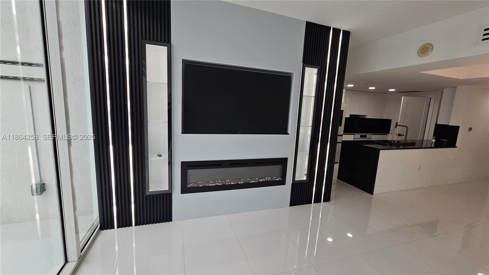 1861 NW North River Dr #11, Miami FL 33125