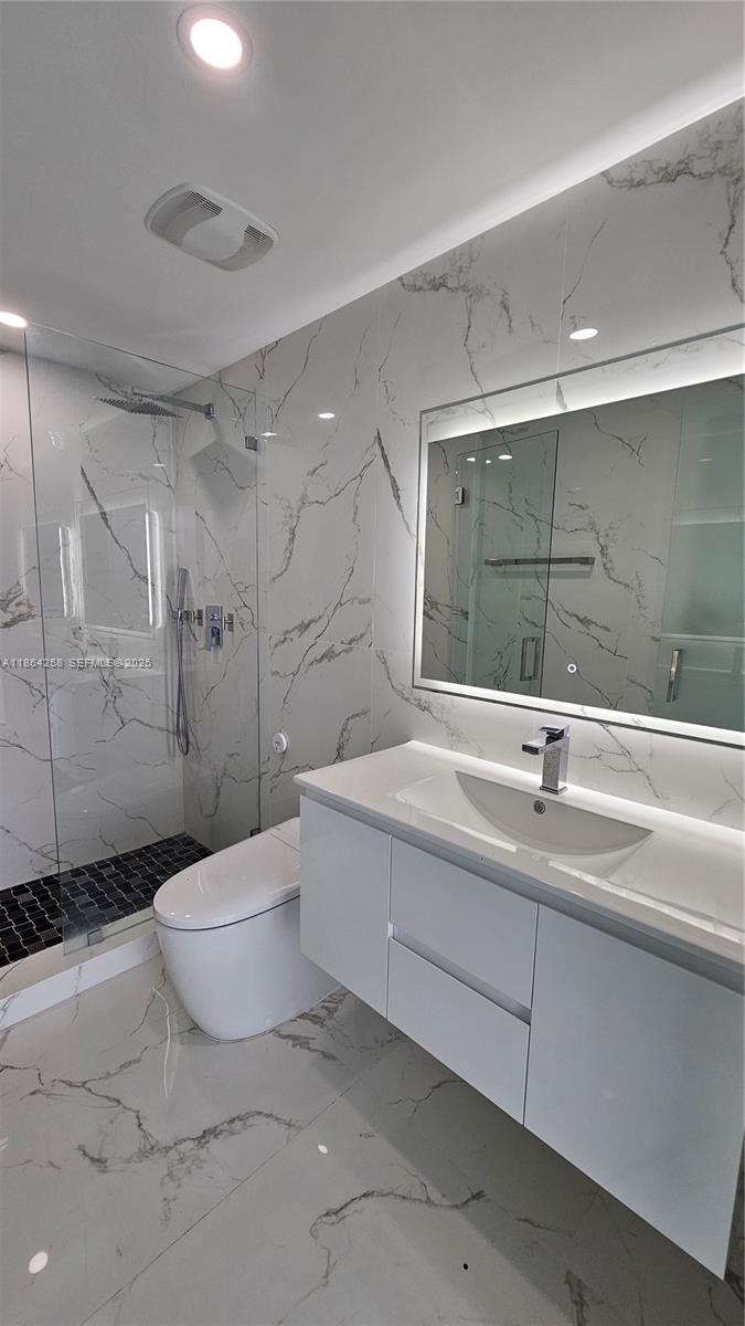 1861 NW North River Dr #11, Miami FL 33125
