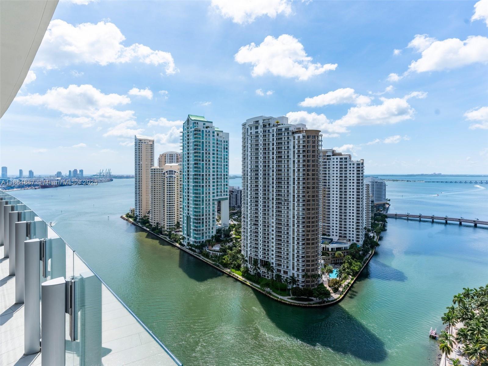 300 Biscayne Blvd Way #2505, Miami FL 33131
