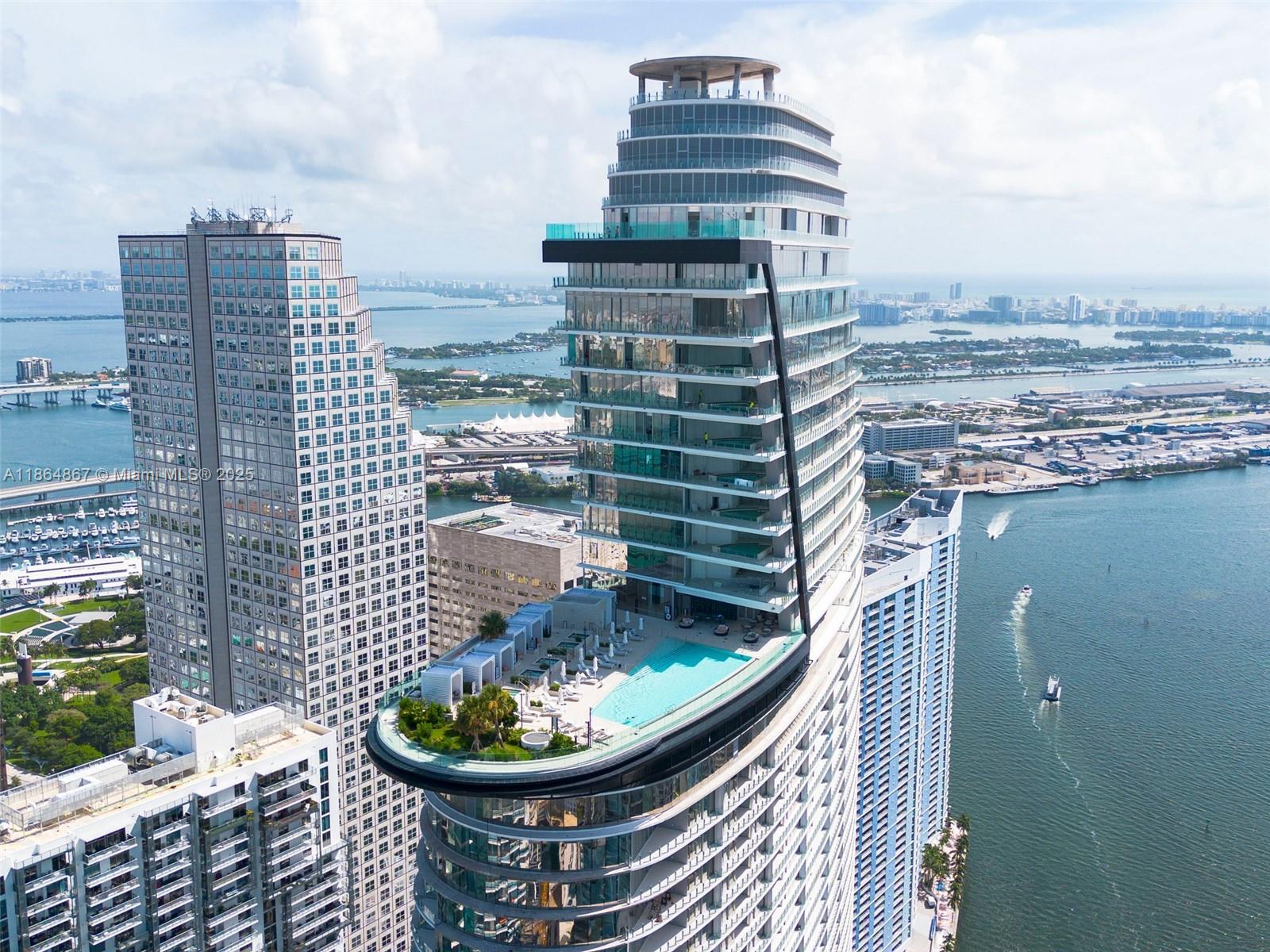 300 Biscayne Blvd Way #2505, Miami FL 33131