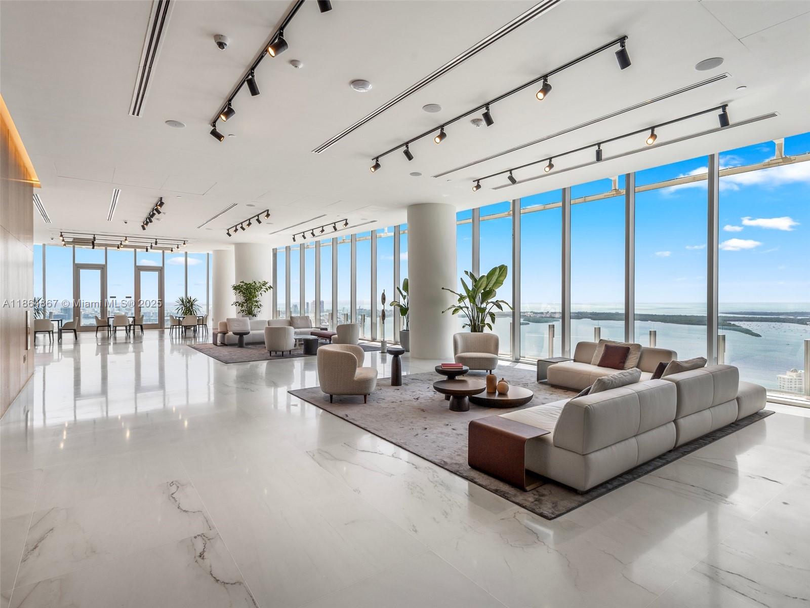 300 Biscayne Blvd Way #2505, Miami FL 33131